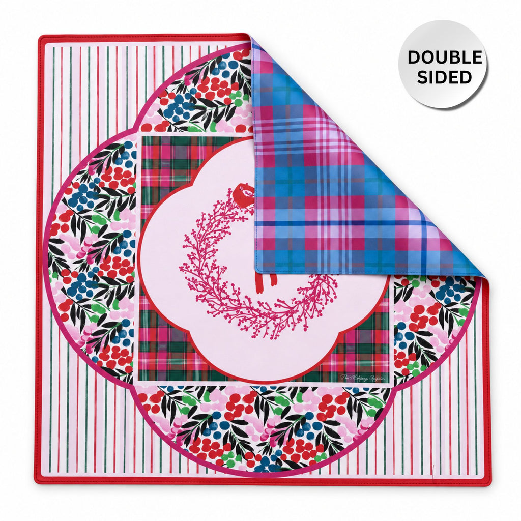 PRE-ORDER - Very Merry Wreath Double-Sided Leatherette Mahjong Mat 31.5" x 31.5"