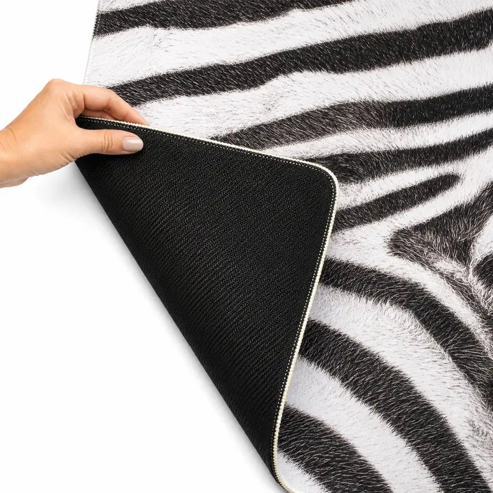 Zebra Noir Safari Club Collection 33" Mahjong Mat