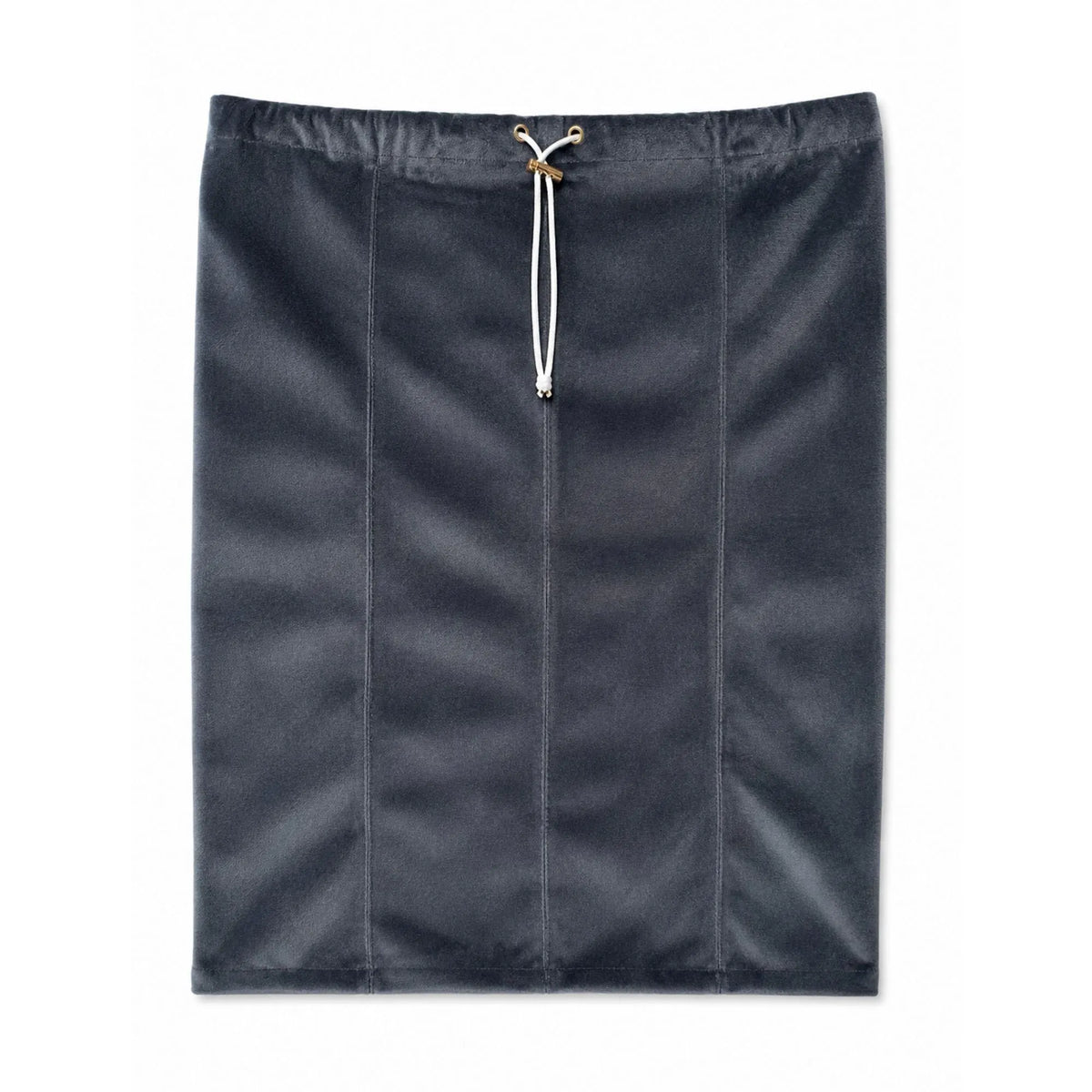 Store and transport your mahjong racks with confidence in our premium Grey Velvet Mahjong Rack Bag. Designed with four individual compartments, this bag helps keep each rack separated to help prevent scratches during storage and travel.

Crafted from soft velvet with a smooth, luxurious feel, it features a drawstring cinch closure with elegant gold hardware for a polished finish. Whether you're heading to your weekly mahjong game or storing your accessories at home, this rack bag keeps everything organized 
